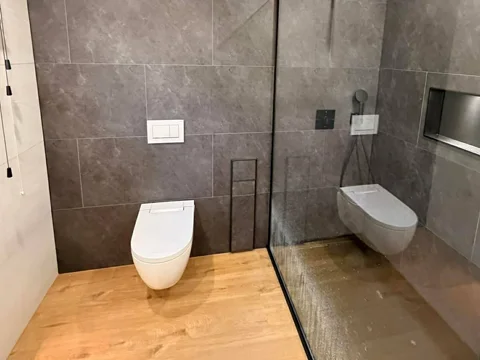 Finitions d’une rénovation de salle de bain par GC Travaux